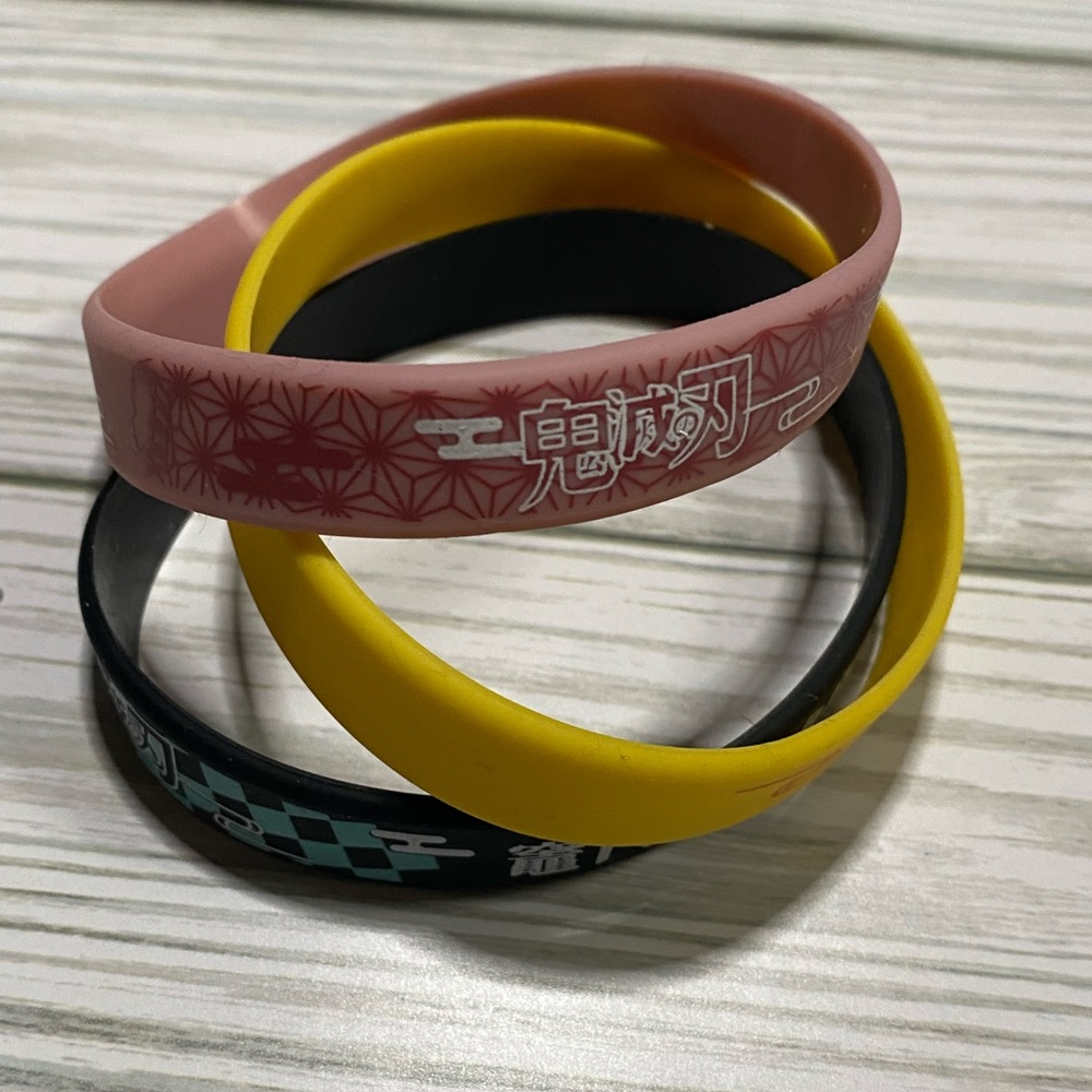 Anime Merch Gift Set - Picture 6 of 9